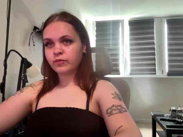 Model: AbbyTeen