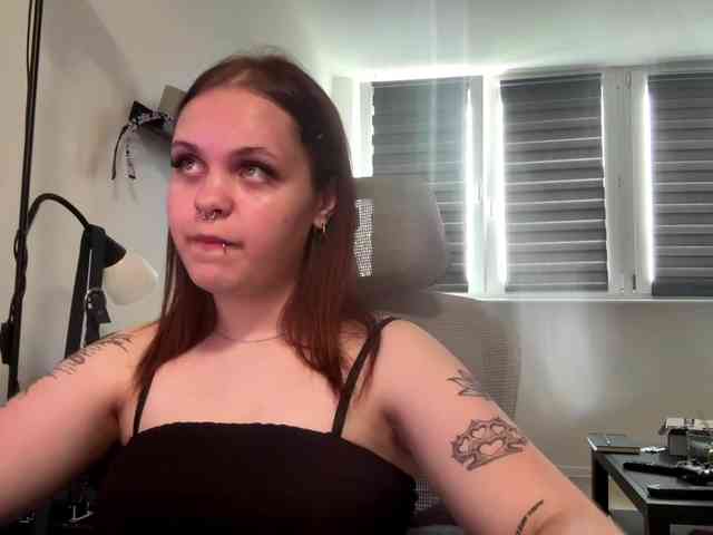 Model: AbbyTeen