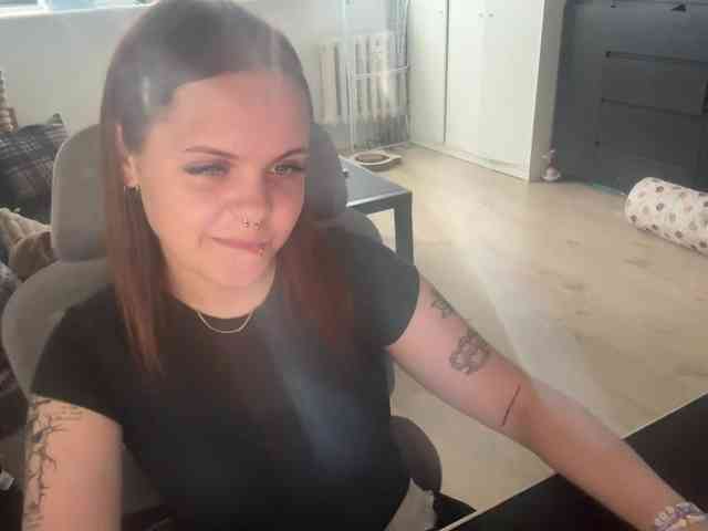 Model: AbbyTeen
