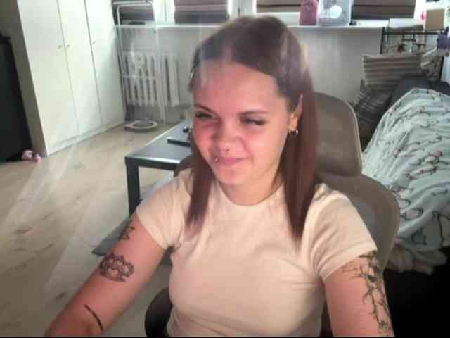 AbbyTeen Live Webcam on BongaCams