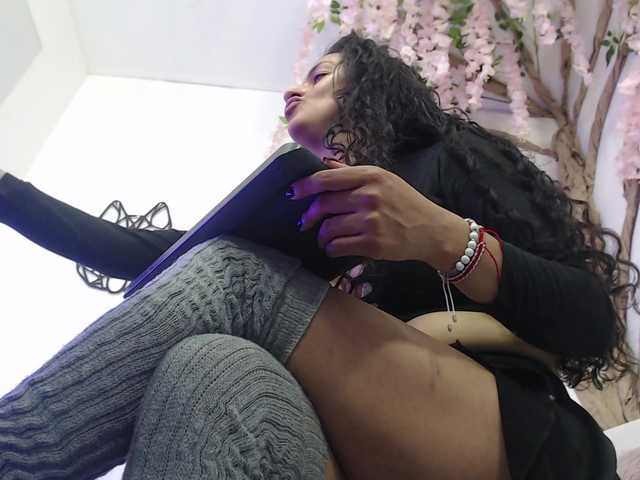 Renata-voss live cam on BongaCams