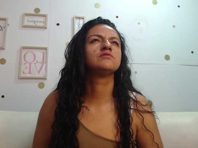 Renata-voss live cam on BongaCams
