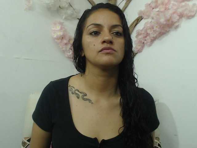 Renata-voss live cam on BongaCams