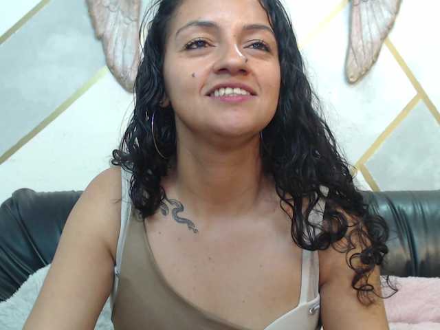 Renata-voss live cam on BongaCams