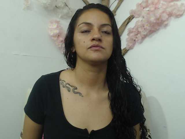 Renata-voss live cam on BongaCams