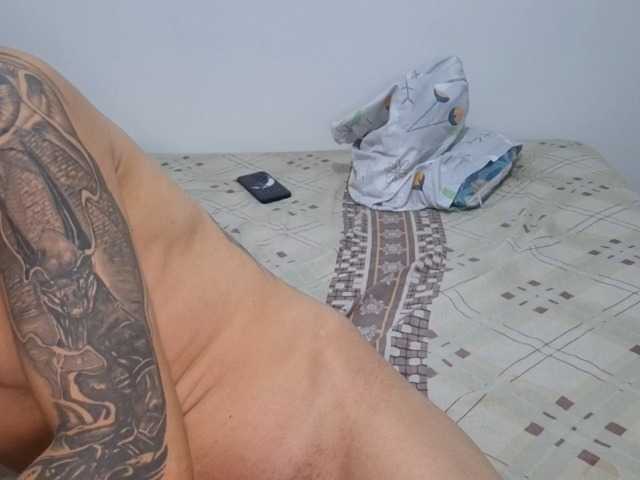 Valquiri1 live cam on BongaCams