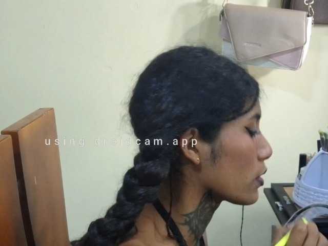 Valquiri1 live cam on BongaCams