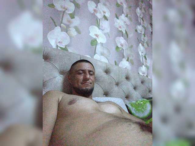 18KapaT19 live cam on BongaCams
