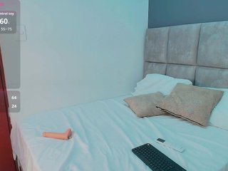 GiaMonroee Porn Show