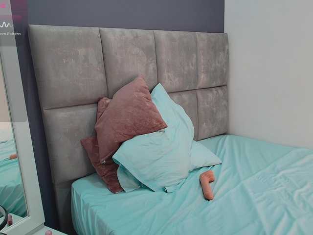 GiaMonroee live cam on BongaCams
