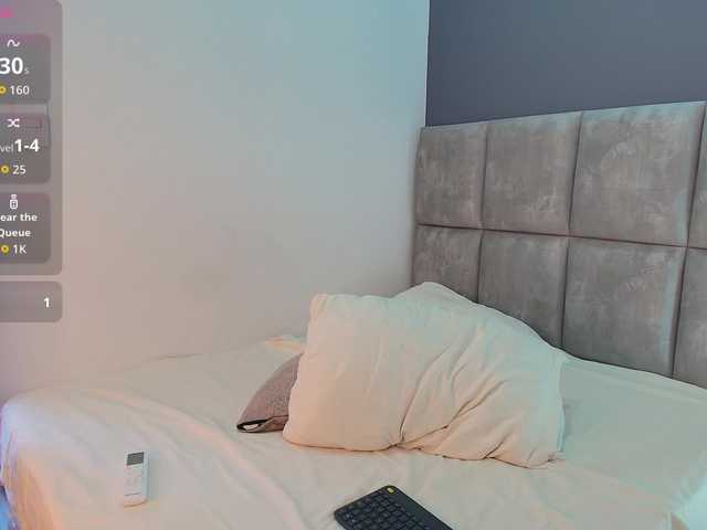 GiaMonroee live cam on BongaCams