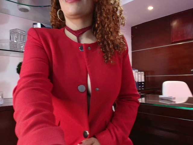 GiaMonroee live cam on BongaCams