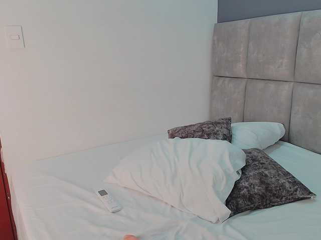 GiaMonroee live cam on BongaCams