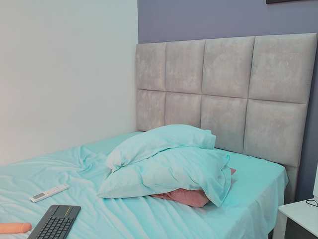 GiaMonroee live cam on BongaCams