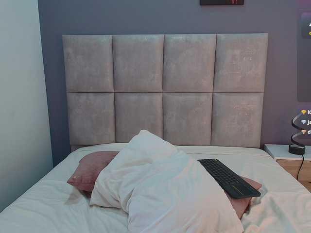 GiaMonroee live cam on BongaCams