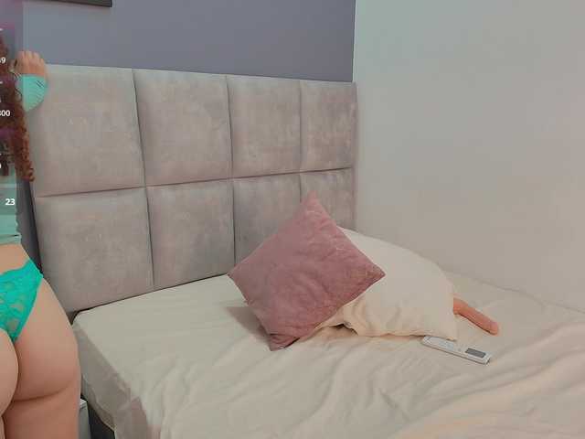 GiaMonroee live cam on BongaCams