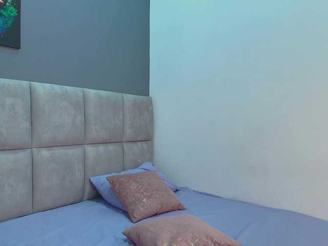 GiaMonroee live cam on BongaCams