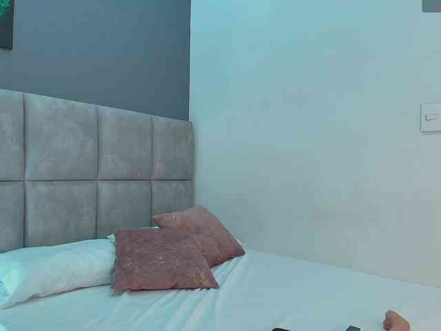 GiaMonroee webcam
