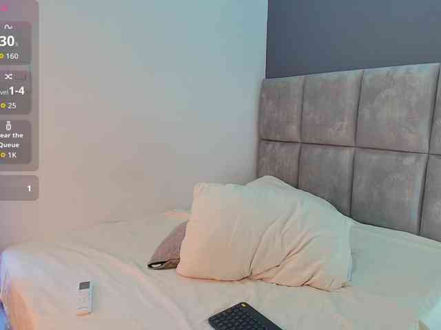 GiaMonroee webcam