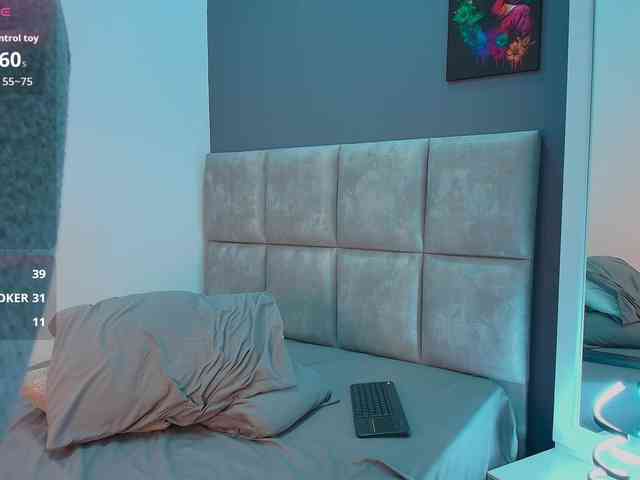 GiaMonroee webcam