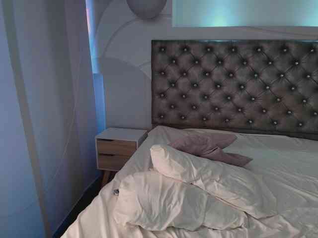 GiaMonroee webcam