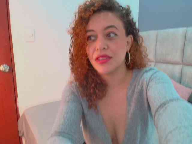 GiaMonroee webcam