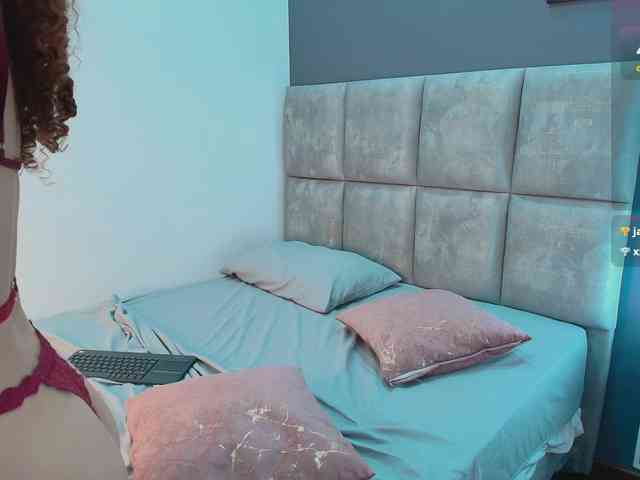 GiaMonroee webcam