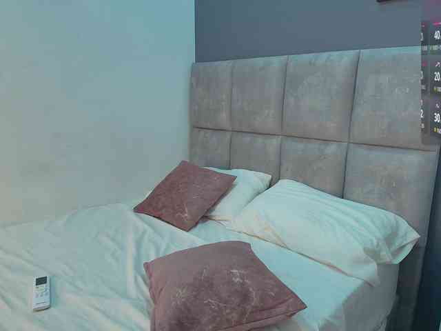 GiaMonroee webcam