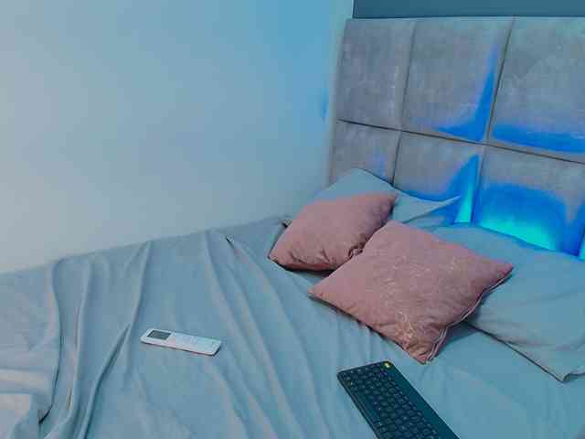 GiaMonroee webcam