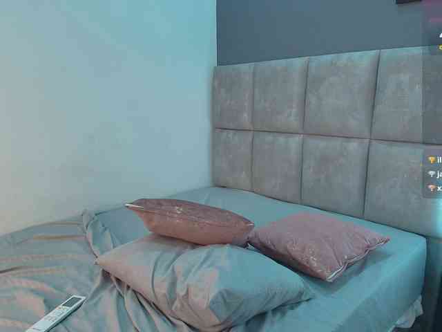GiaMonroee webcam