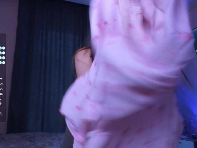 liana67 live cam on BongaCams