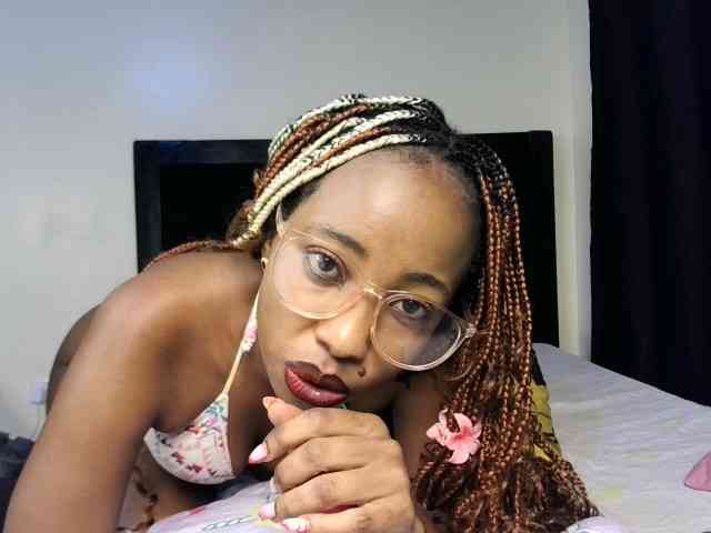 Kimmygal Live Webcam on BongaCams