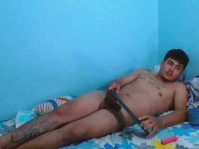 AngelyLiam webcam