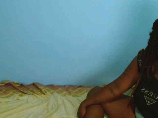 AngelyLiam webcam