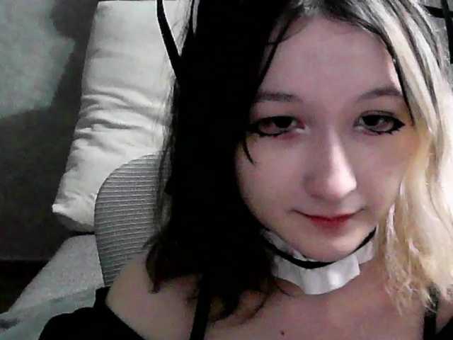 Lilfain-baby live cam on BongaCams