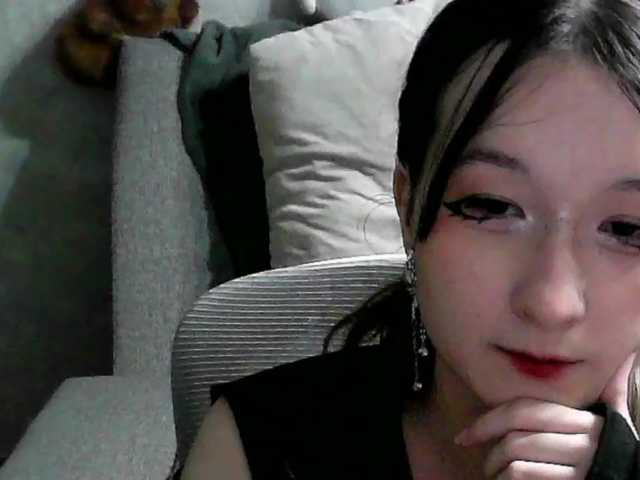 Lilfain-baby live cam on BongaCams