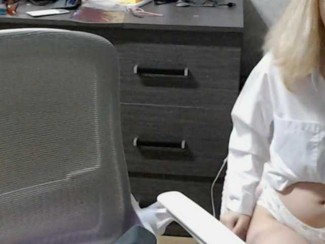 Lilfain-baby live cam on BongaCams