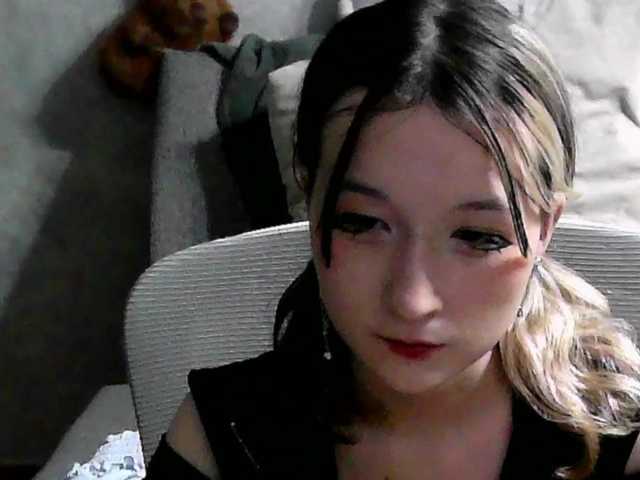 Lilfain-baby live cam on BongaCams