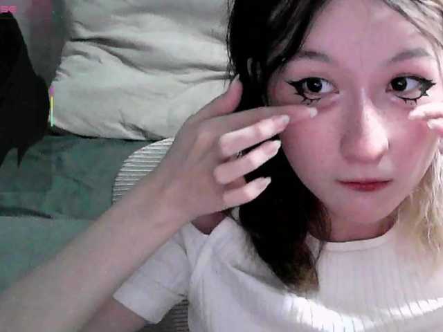 Lilfain-baby live cam on BongaCams