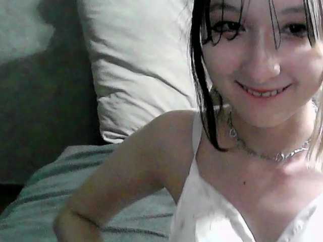 Lilfain-baby live cam on BongaCams