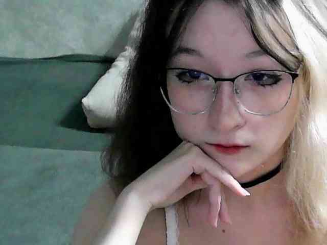 Lilfain-baby webcam
