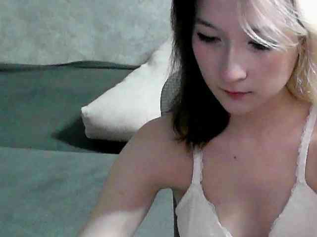 Lilfain-baby webcam