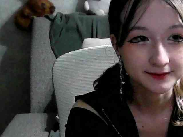Lilfain-baby webcam