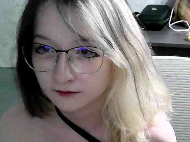 Lilfain-baby Live Webcam on BongaCams