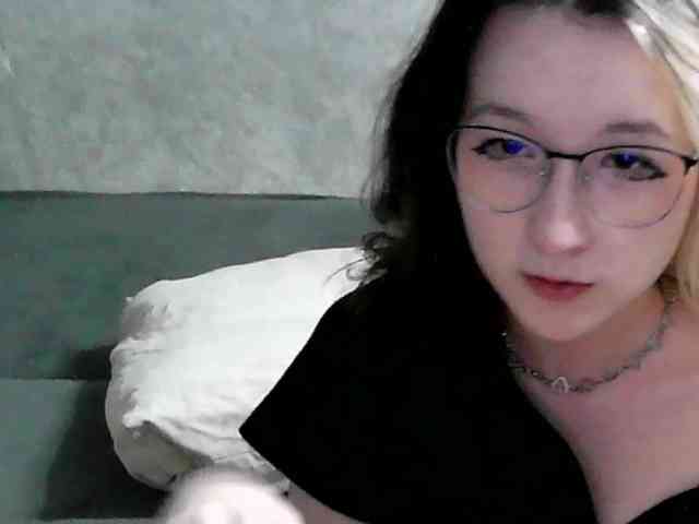 Lilfain-baby webcam