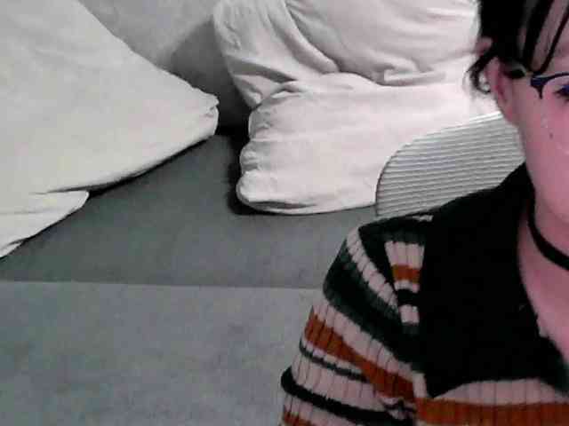 Lilfain-baby webcam