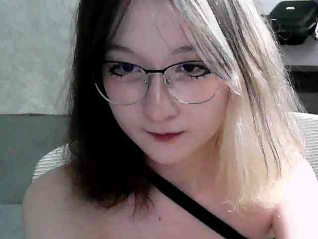 Lilfain-baby Live Webcam on BongaCams