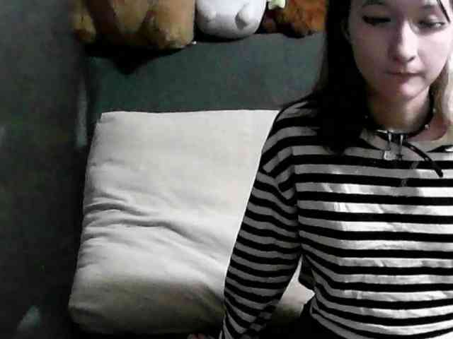 Lilfain-baby webcam