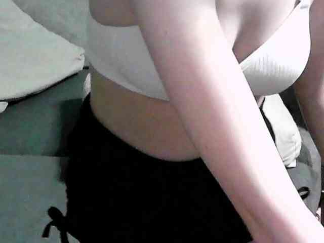 Lilfain-baby webcam