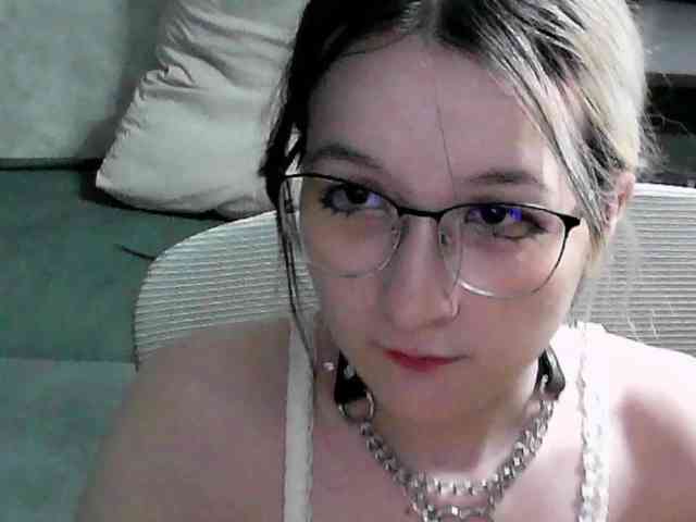 Lilfain-baby webcam